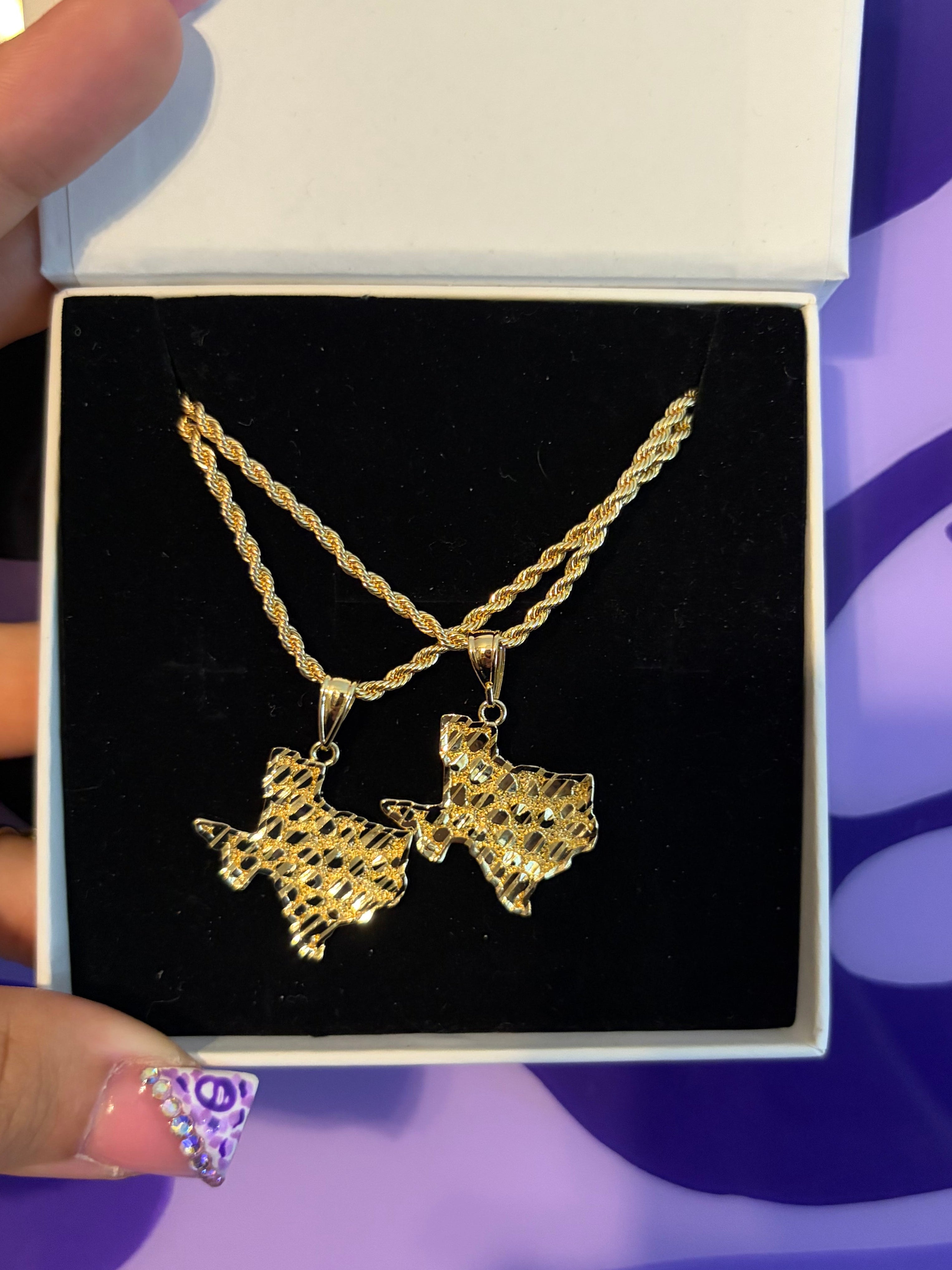 TX NECKLACE
